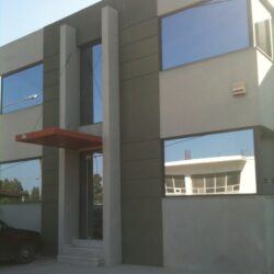 Κουφώματα αλουμινίου σε μεταλλικό κτίριο AutoExpert - Papoutsis