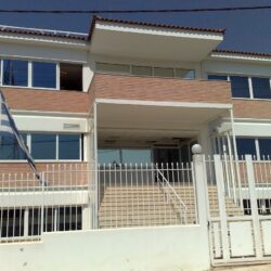 Μεταλλικές και αλουμινένιες κατασκευές στις εγκαταστάσεις Medicon Hellas στον Γέρακα Αττικής