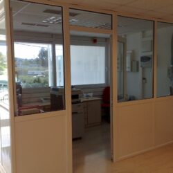 Μεταλλικές και αλουμινένιες κατασκευές στις εγκαταστάσεις Medicon Hellas στον Γέρακα Αττικής