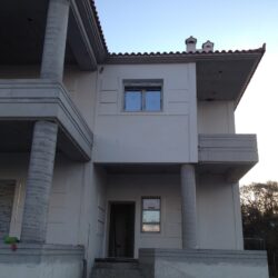 Ενεργειακά κουφώματα αλουμινίου σε νεόδμητη κατοικία στην Οκτωνιά