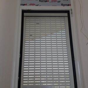 Νεόδμητη κατοικία στη Νέα Αρτάκη με ενεργειακά κουφώματα Europa