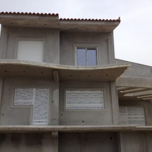 Νεόδμητη κατοικία στη Νέα Αρτάκη με ενεργειακά κουφώματα Europa