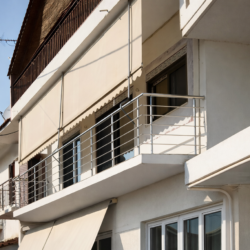 Αντικατάσταση κουφωμάτων αλουμινίου Europa Hybrid σε οικία στη Νεμέα Κορινθίας