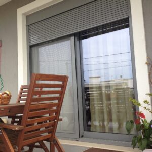 Ενεργειακά κουφώματα αλουμινίου Europa Hybrid σε νεόδμητη οικία στη Νέα Αρτάκη