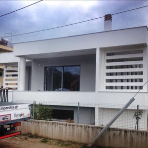 Νεόδμητη κατοικία στο Βασιλικό Χαλκίδας με ενεργειακά κουφώματα Europa