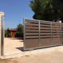 Αυλόγυρος αλουμινίου Άγιος Νικόλαος Χαλκίδα