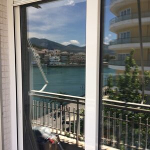 Αντικατάσταση κουφωμάτων αλουμινίου σε διαμέρισμα με θέα την Παραλία Χαλκίδας