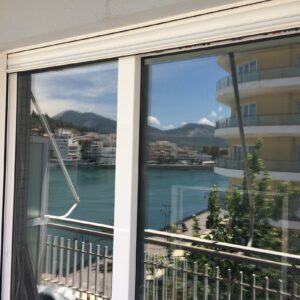 Αντικατάσταση κουφωμάτων αλουμινίου σε διαμέρισμα με θέα την Παραλία Χαλκίδας