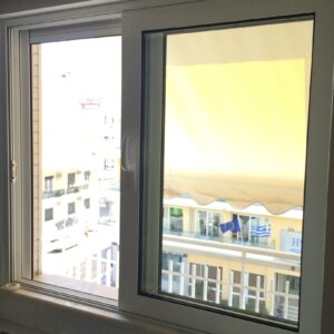 Αντικατάσταση κουφωμάτων αλουμινίου σε διαμέρισμα με θέα την Παραλία Χαλκίδας