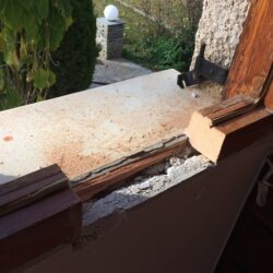 Εργασίες αντικατάστασης ξύλινων κουφωμάτων με αλουμινίου