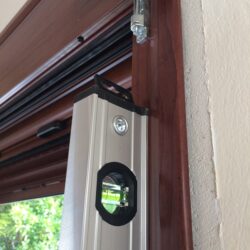 Εργασίες αντικατάστασης ξύλινων κουφωμάτων με αλουμινίου