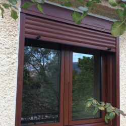 Νέα Ενεργειακά κουφώματα αλουμινίου σε απόχρωση ξύλου Καρυδιά παραδοσιακή κατοικία στην Αμάρυνθο