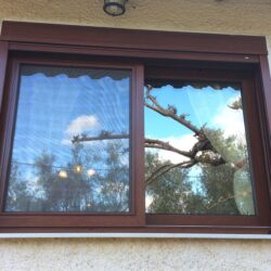 Νέα Ενεργειακά κουφώματα αλουμινίου σε απόχρωση ξύλου Καρυδιά παραδοσιακή κατοικία στην Αμάρυνθο