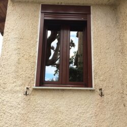 Νέα Ενεργειακά κουφώματα αλουμινίου σε απόχρωση ξύλου Καρυδιά παραδοσιακή κατοικία στην Αμάρυνθο