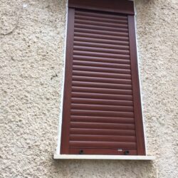 Νέα Ενεργειακά κουφώματα αλουμινίου σε απόχρωση ξύλου Καρυδιά παραδοσιακή κατοικία στην Αμάρυνθο