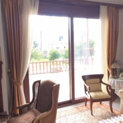 Νέα Ενεργειακά κουφώματα αλουμινίου σε απόχρωση ξύλου Καρυδιά παραδοσιακή κατοικία στην Αμάρυνθο