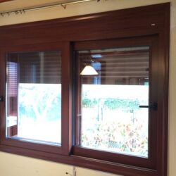 Νέα Ενεργειακά κουφώματα αλουμινίου σε απόχρωση ξύλου Καρυδιά παραδοσιακή κατοικία στην Αμάρυνθο