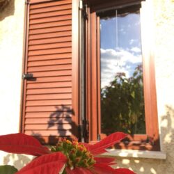 Νέα Ενεργειακά κουφώματα αλουμινίου σε απόχρωση ξύλου Καρυδιά παραδοσιακή κατοικία στην Αμάρυνθο