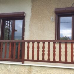 Νέα Ενεργειακά κουφώματα αλουμινίου σε απόχρωση ξύλου Καρυδιά παραδοσιακή κατοικία στην Αμάρυνθο