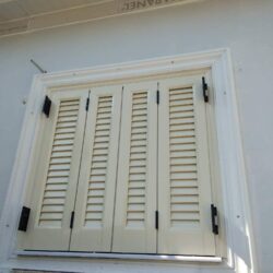 Οικία στο Λουτράκι με ενεργειακά κουφώματα Europa Hybrid