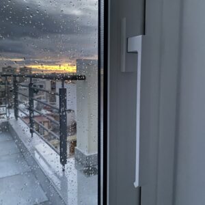 Ενεργειακά κουφώματα αλουμινίου Europa A40 SL Hybrid σε ρετιρέ στο Περιστέρι