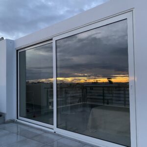 Ενεργειακά κουφώματα αλουμινίου Europa A40 SL Hybrid σε ρετιρέ στο Περιστέρι