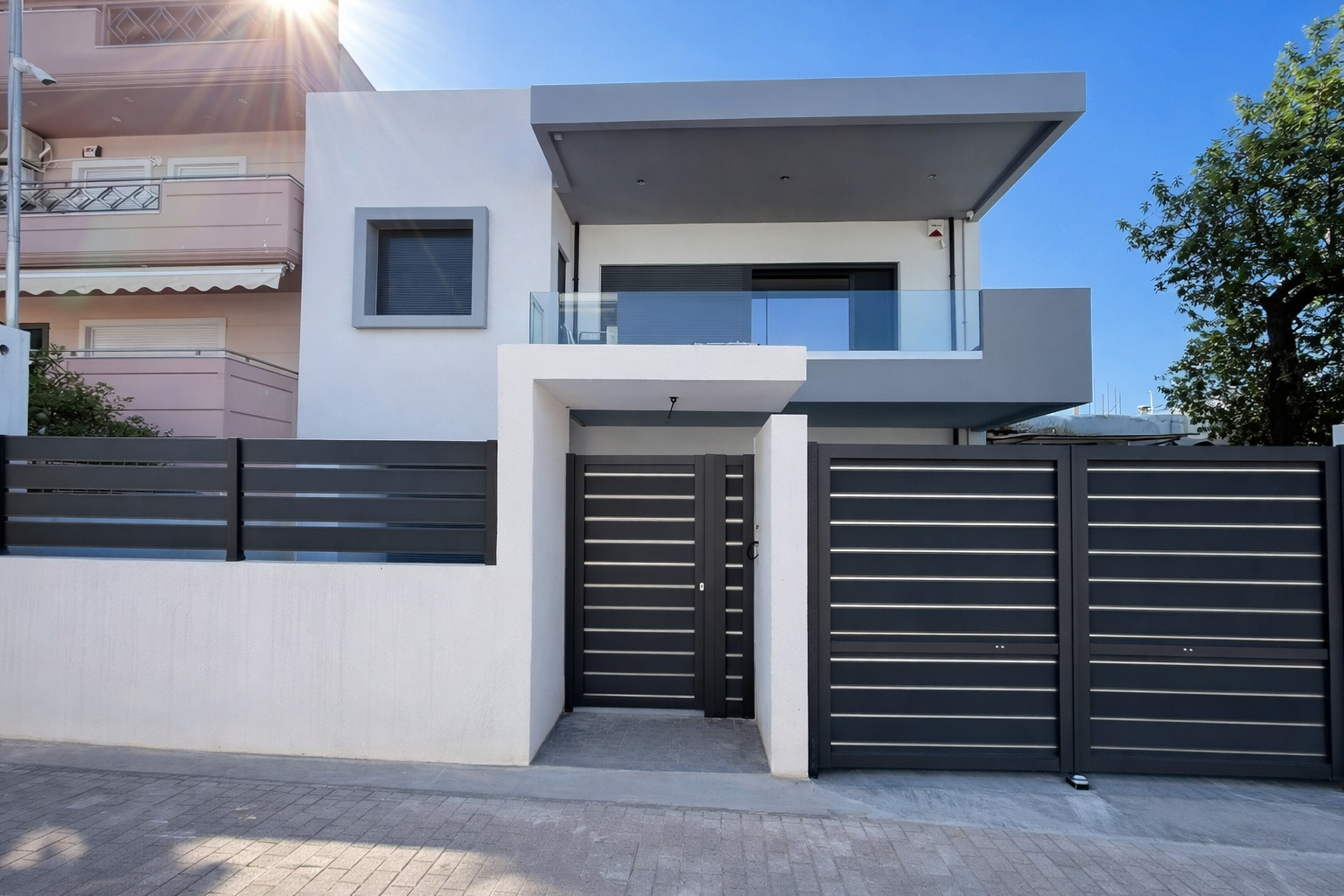 Κουφώματα αλουμινίου Europa σε Οικία στην Αγία Παρασκευή