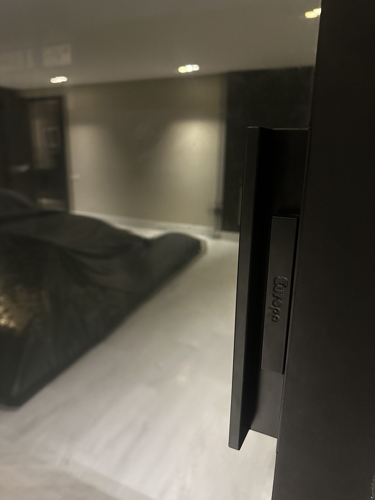 Minimal Κουφώματα Αλουμινίου Οικία στην Φιλοθέη_Europa EMF64 Hybrid_Mparolas Aluminium Systems