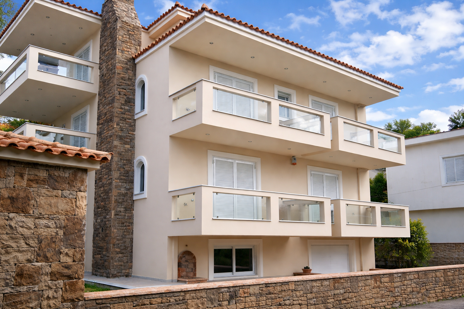 Κατοικία στην Έξω Παναγίτσα Χαλκίδας με κουφώματα αλουμινίου Europa (2)